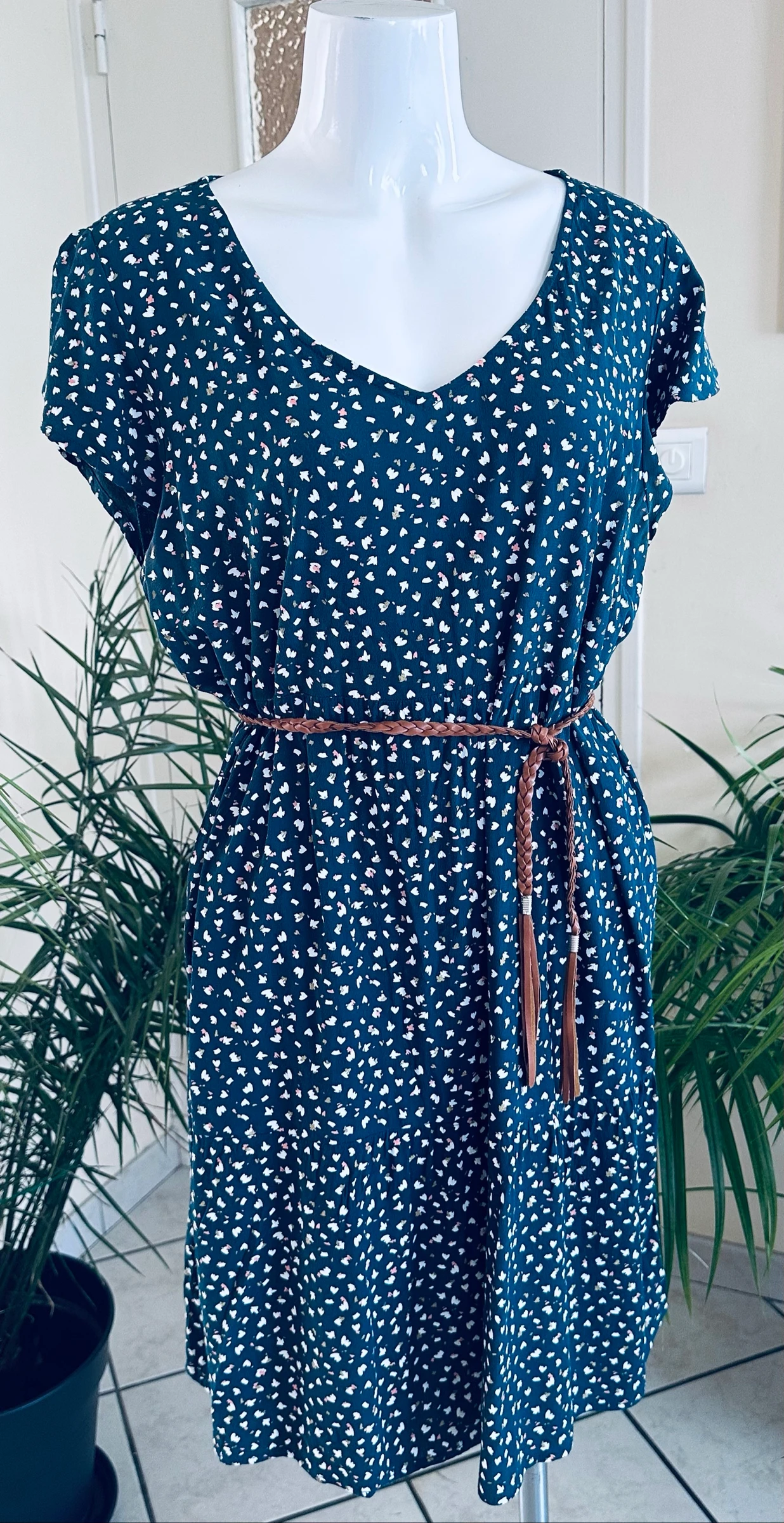 Flowy dress with dark green background print Size 46 (Excellent condition) – photo 12